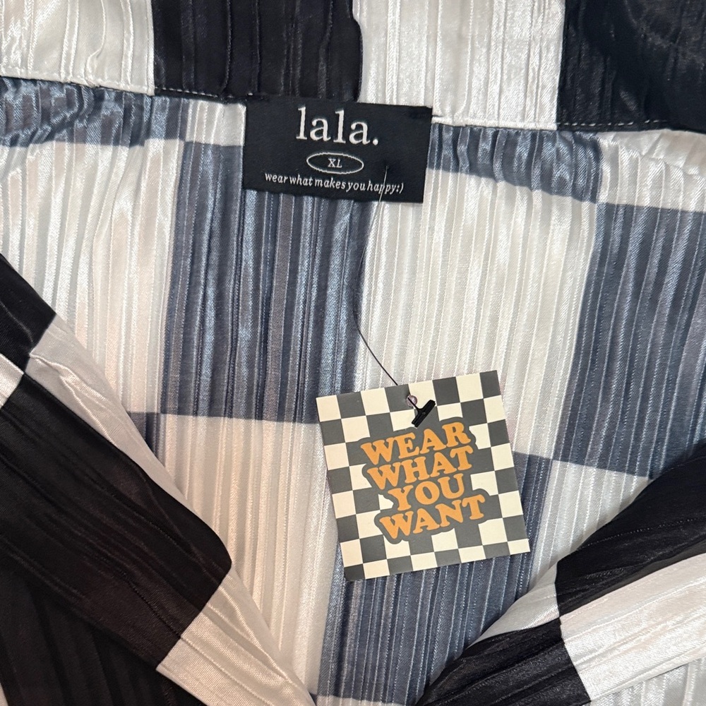 Dressed in LALA Black and White Checker Wide-Leg Pantsuit - Picture 4 of 4